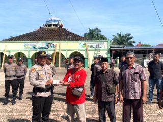 Polres Dharmasraya Salurkan Bantuan Pembangunan Masjid, Perkuat Sinergi dengan Masyarakat